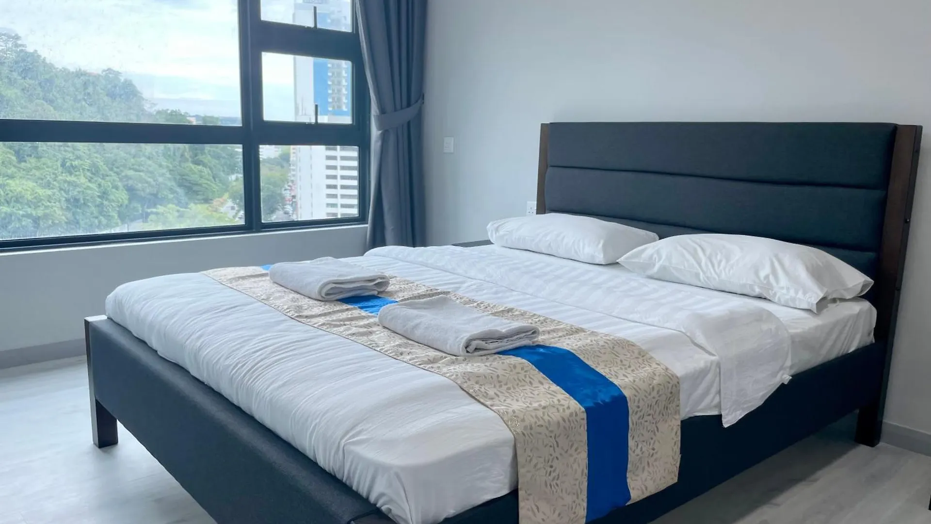 Apartment Sunset Seaview Vacation Condos @ Jesselton Quay Kota Kinabalu