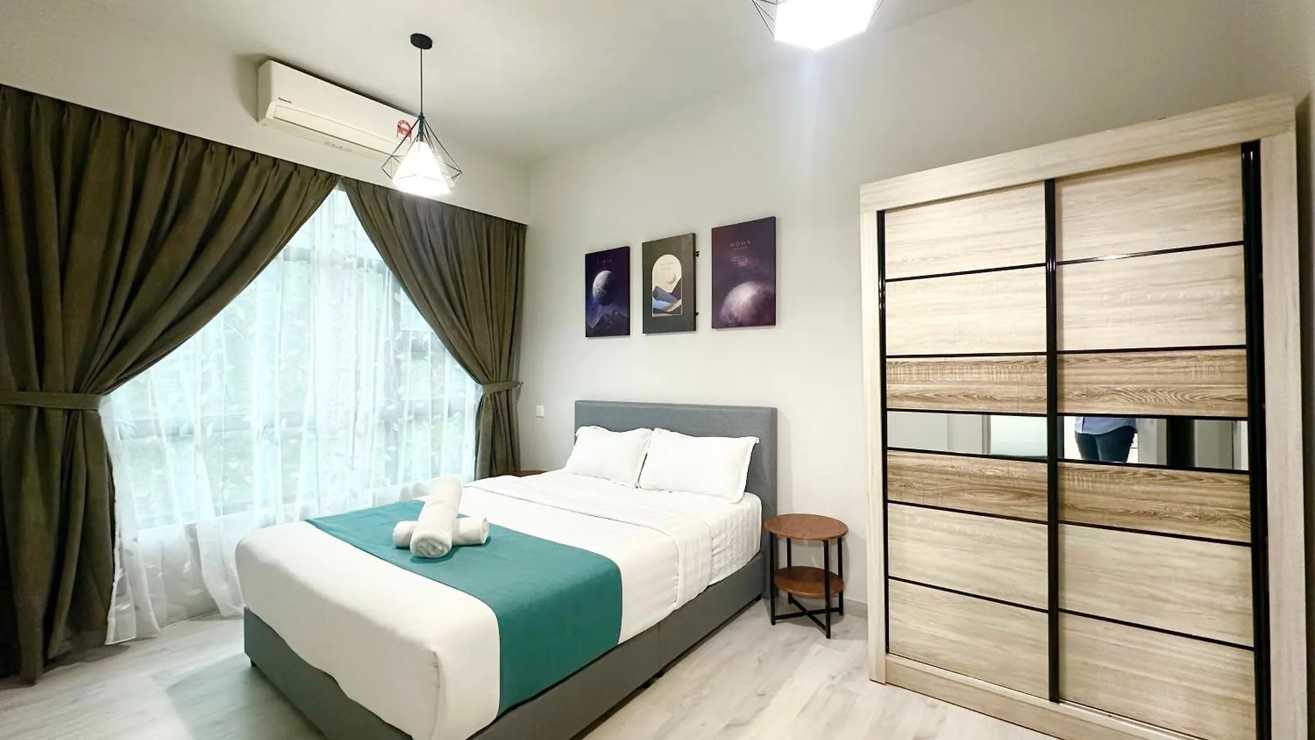 Sunset Seaview Vacation Condos @ Jesselton Quay Kota Kinabalu