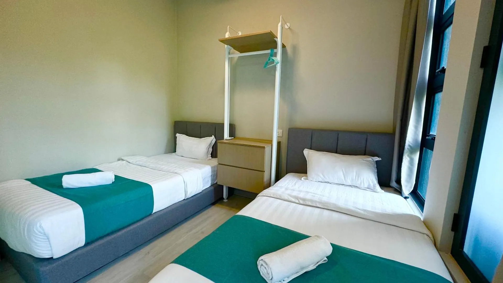 Sunset Seaview Vacation Condos @ Jesselton Quay Kota Kinabalu