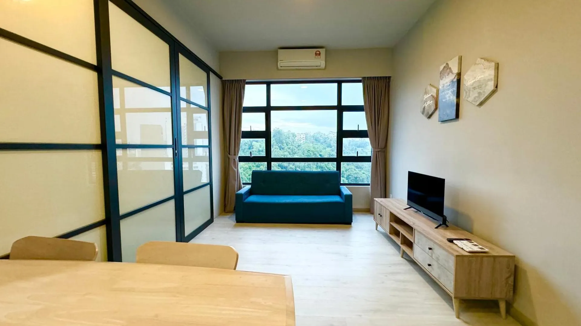 Apartment Sunset Seaview Vacation Condos @ Jesselton Quay Kota Kinabalu Malaysia