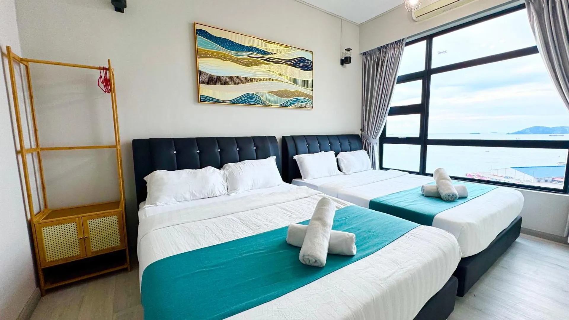 Sunset Seaview Vacation Condos @ Jesselton Quay Kota Kinabalu Apartment