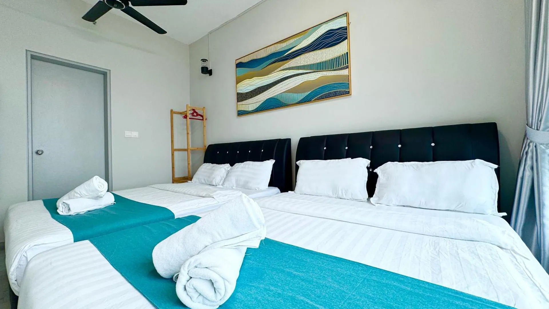 Apartment Sunset Seaview Vacation Condos @ Jesselton Quay Kota Kinabalu Malaysia